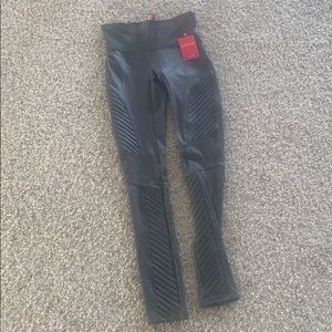NWT!! Spanx Charcoal Faux Leather Leggings!